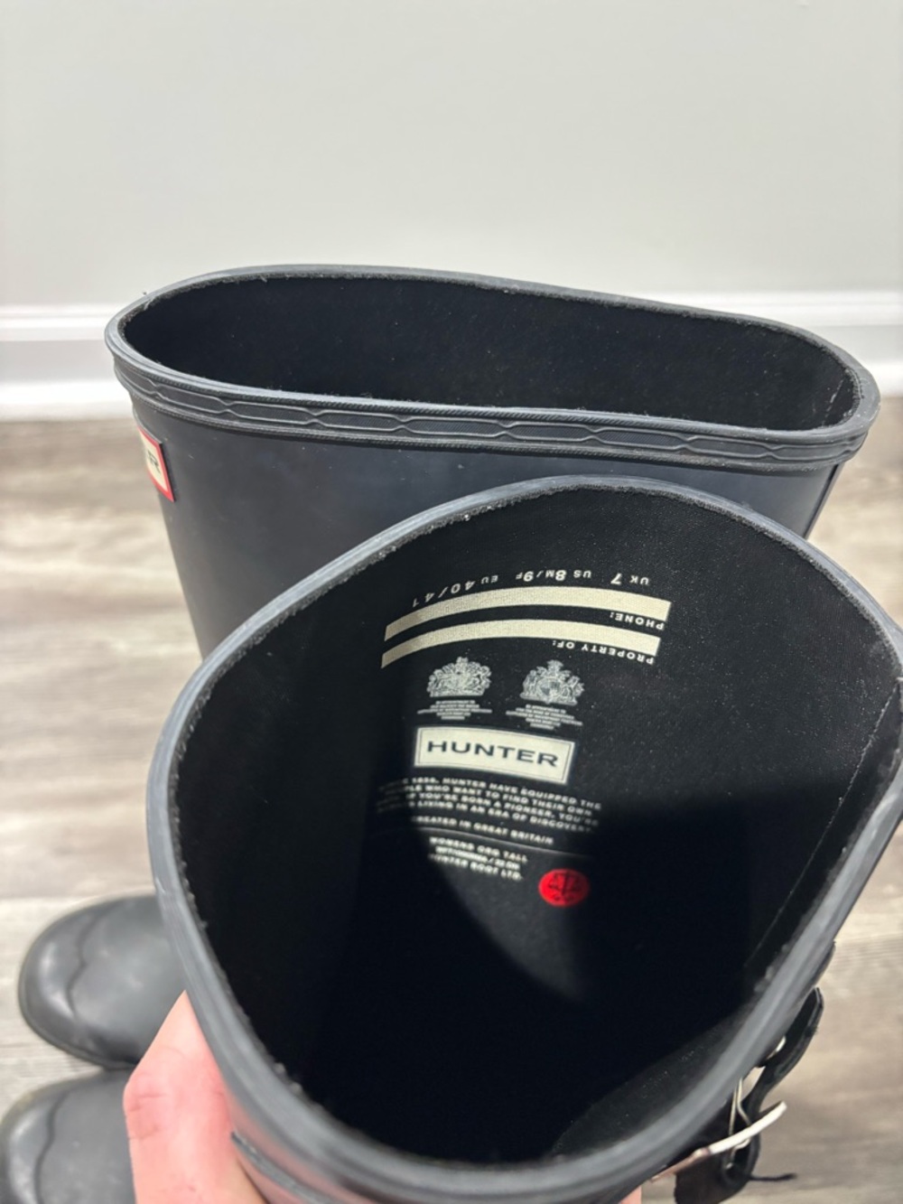 Hunter Black Matte Short Rain Boots with Side Buckle - Picture 3 of 4